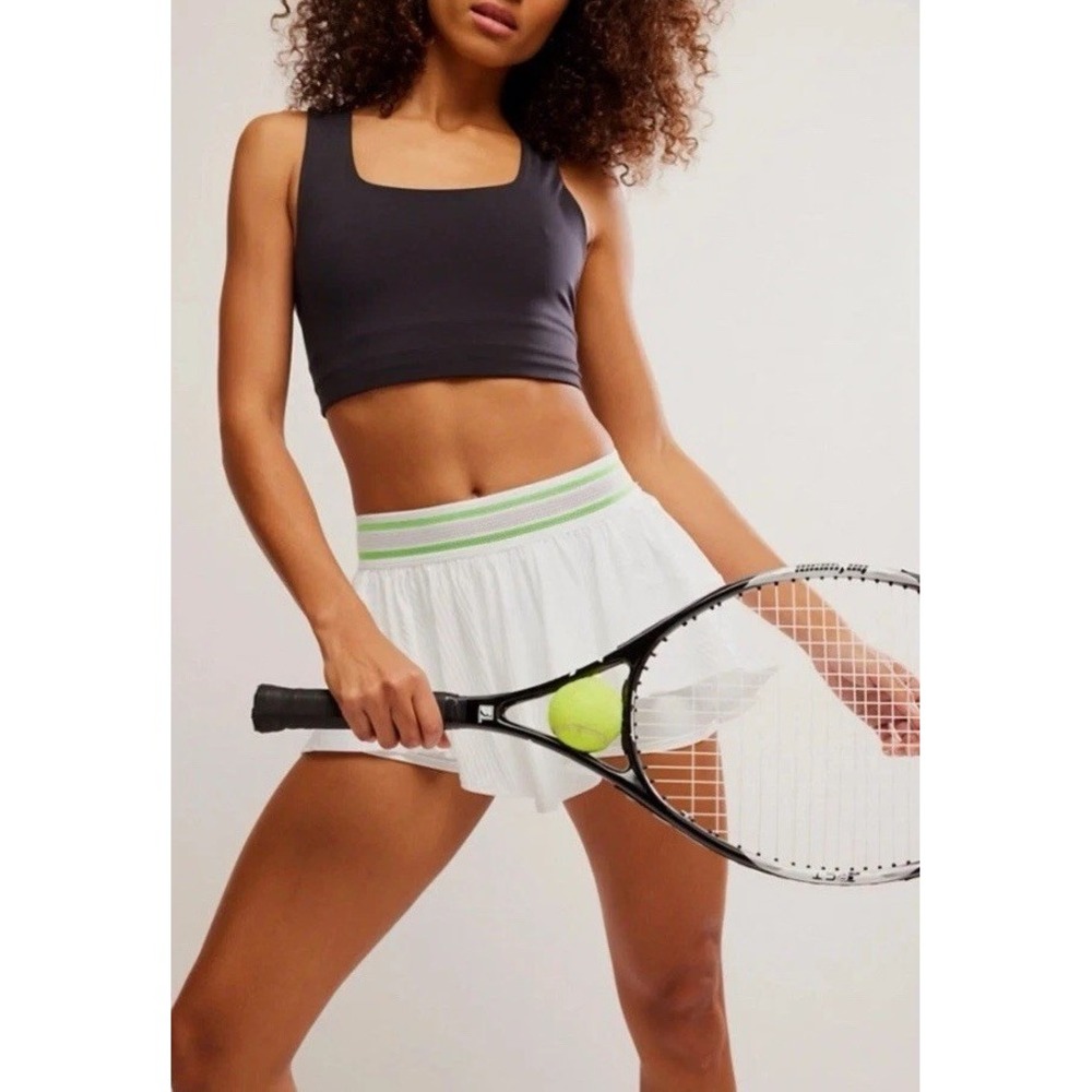 Free People Movement‎ Sultry Tennis Athletic Skort Skirt Large White & Green NEW - Picture 2 of 12